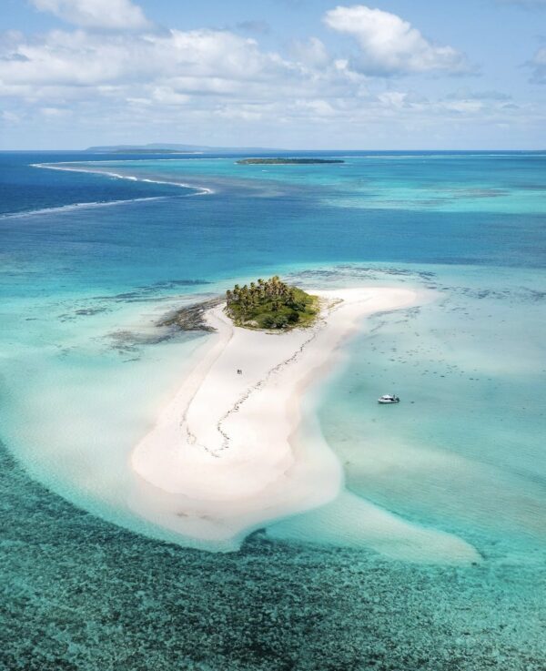 Tau Island in Tonga
